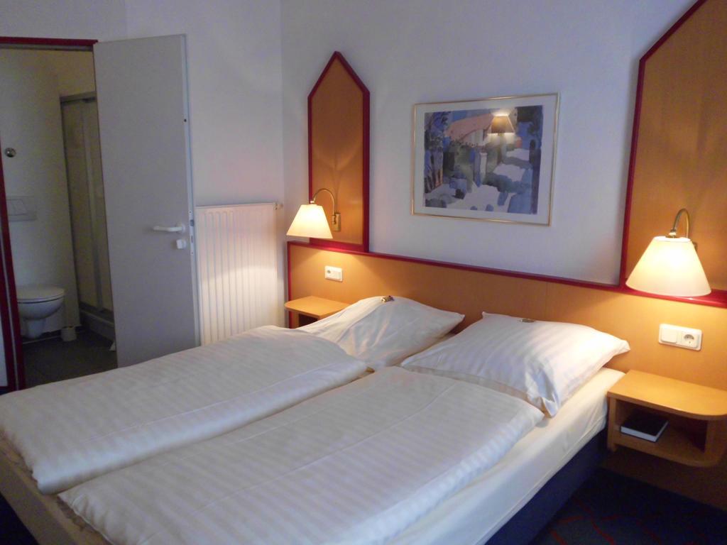 Hotel Montana Lauenau Zewnętrze zdjęcie