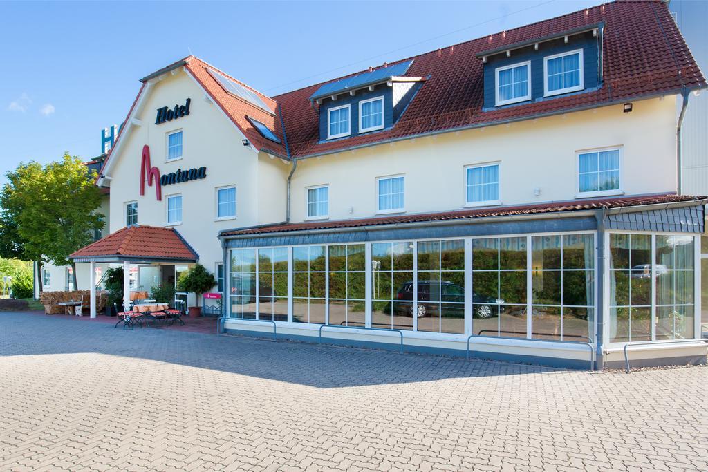 Hotel Montana Lauenau Zewnętrze zdjęcie