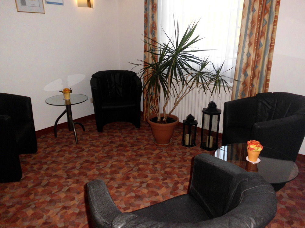 Hotel Montana Lauenau Zewnętrze zdjęcie