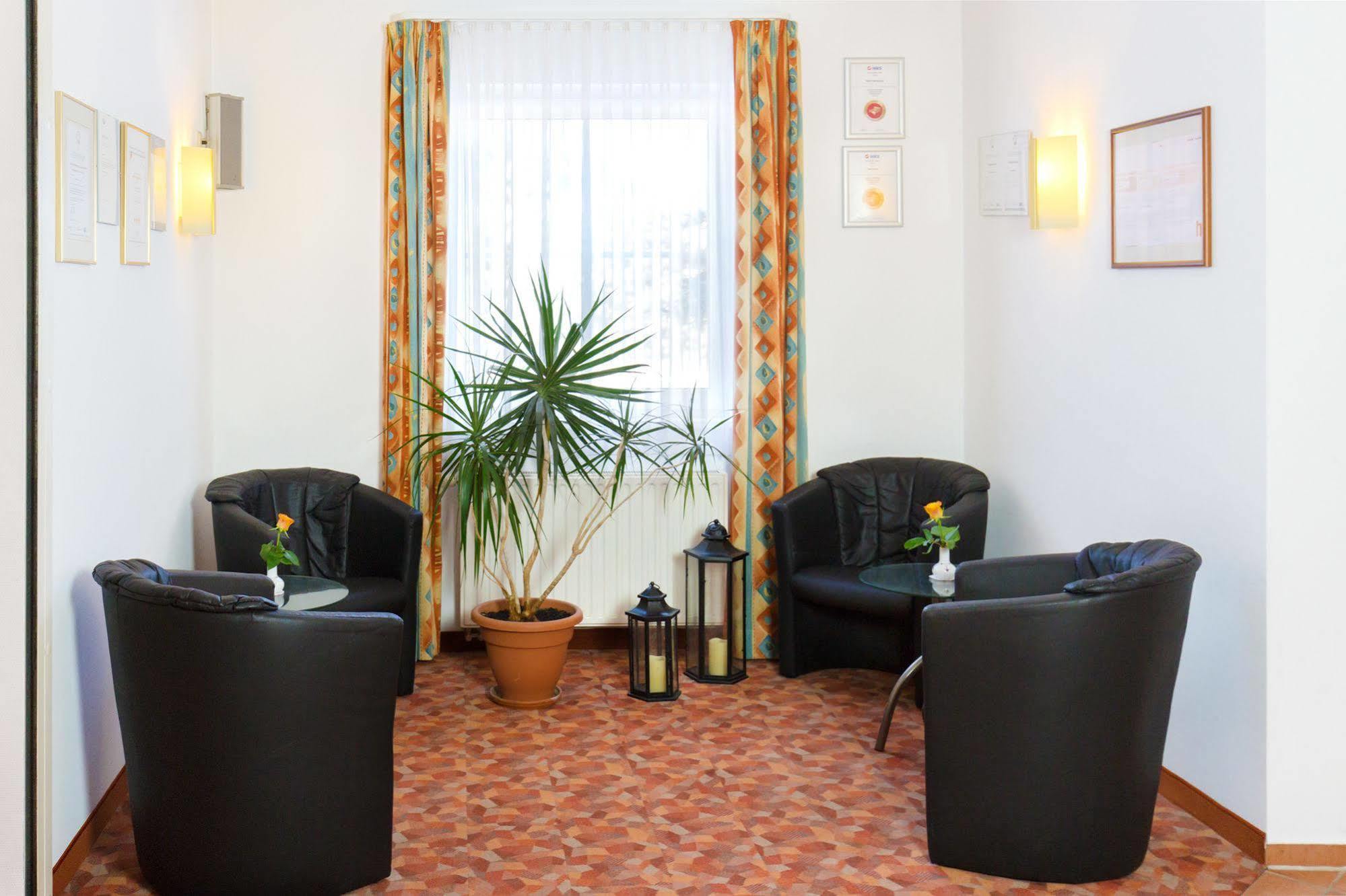 Hotel Montana Lauenau Zewnętrze zdjęcie